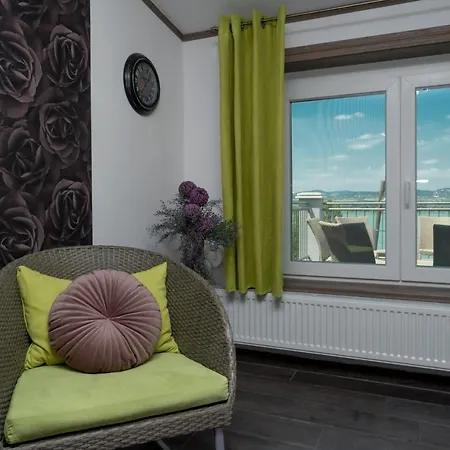 Capre Semesterbostad