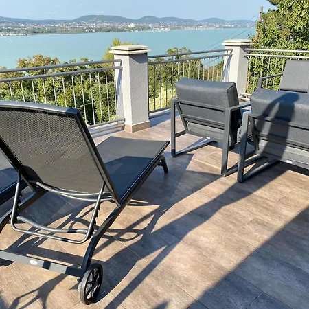 Capre Hébergement de vacances Tihany