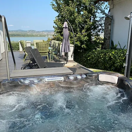 Semesterbostad Capre *