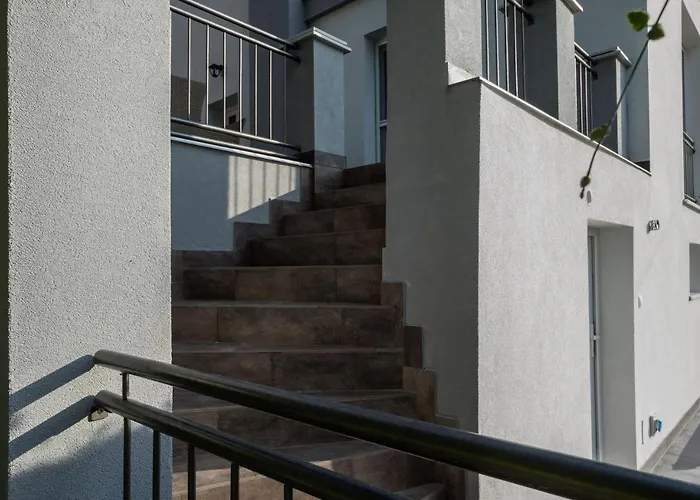 Capre * טיהאני